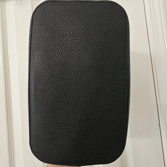 Kate Spade Large Marti Shoulder Bucket Bag - Picture 7 of 8